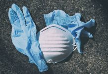 Come gestire i rifiuti durante l'emergenza coronavirus: guanti, mascherine, fazzoletti.